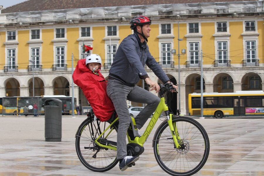 Lisbon: 3-Hour Tour by E-Bike - What the guides add to the ride