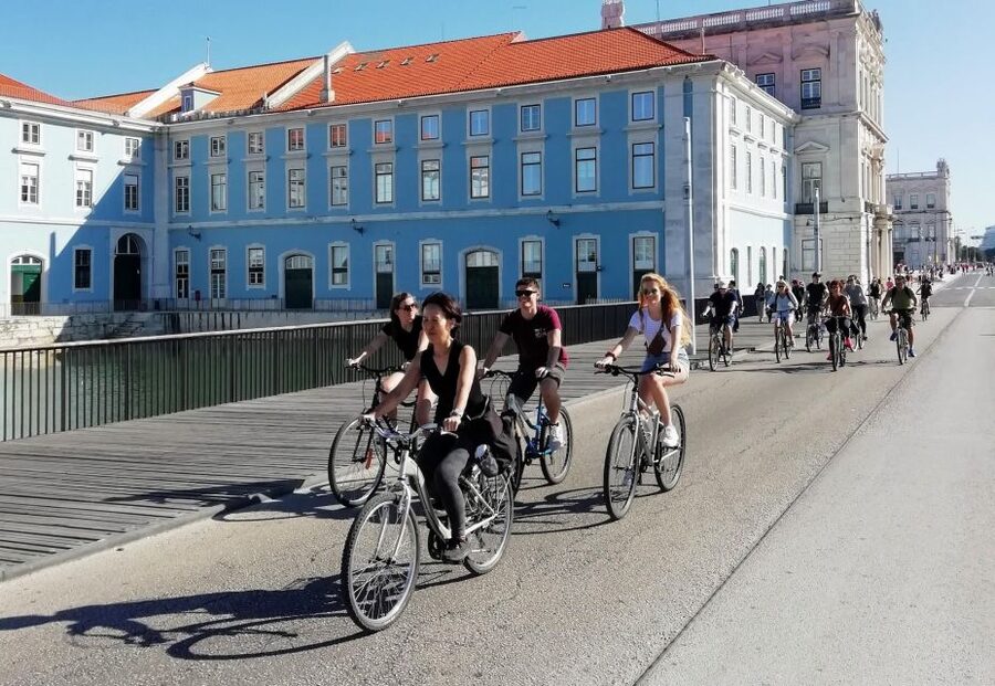 Lisbon: Bike Tour From City Center to Belem - Jerónimos Monastery and the Manueline style