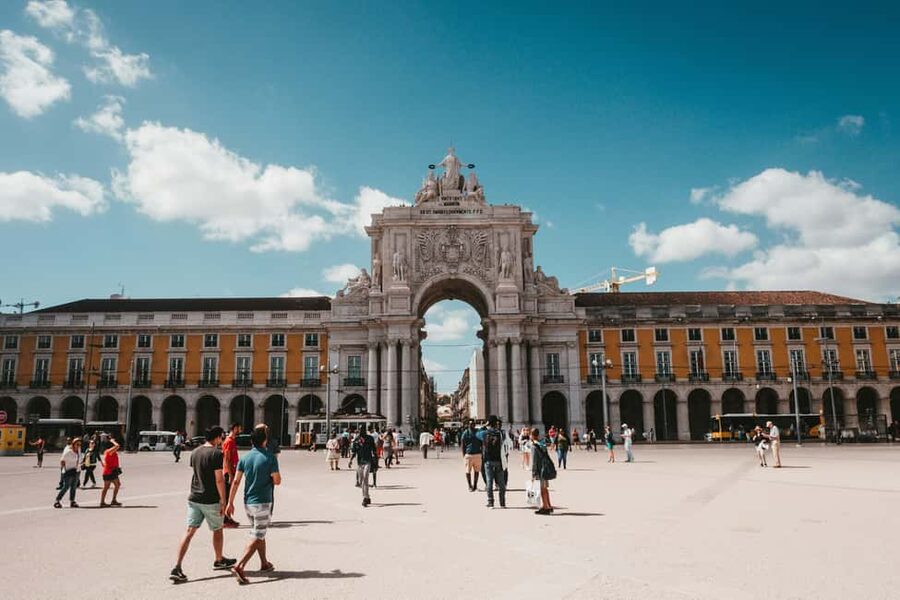 Lisbon: E-Bike Adventure Through the City of Seven Hills - Safety, comfort, and who should book