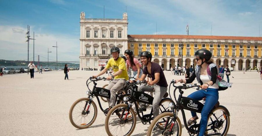 Lisbon: Hills, Alfama, and Mouraria Tour by Electric Bike - Key points to know before you book