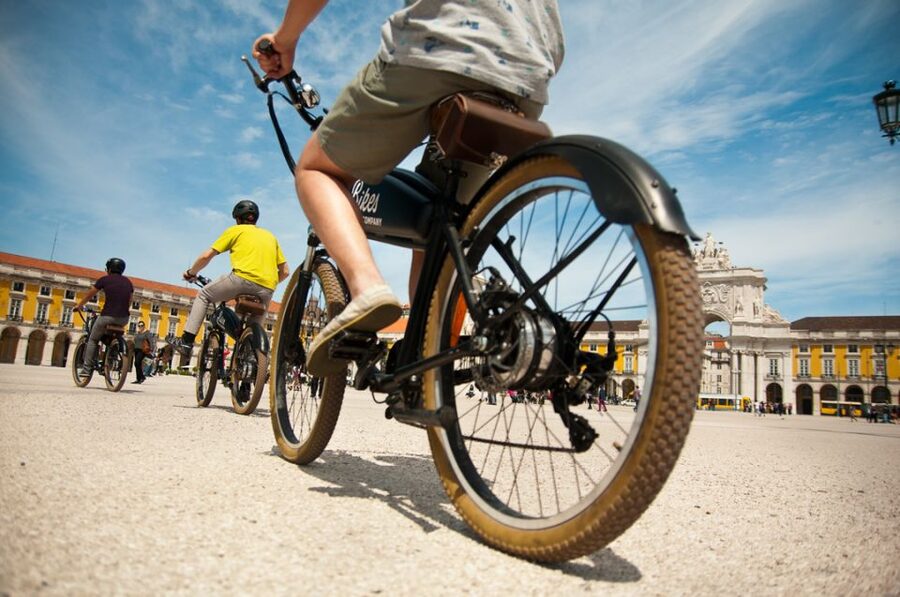 Lisbon: Hills, Alfama, and Mouraria Tour by Electric Bike - Bikes, safety, and comfort