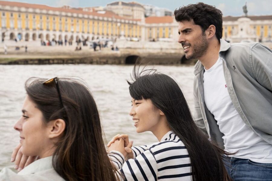 Lisbon: Private Boat Trip, Guided Walking Tour, Bike & Tram - Is $206 per person good value?