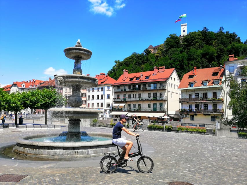 Ljubljana by E-Bike: Guided City Highlights Tour - Through the old town and beside the Ljubljanica