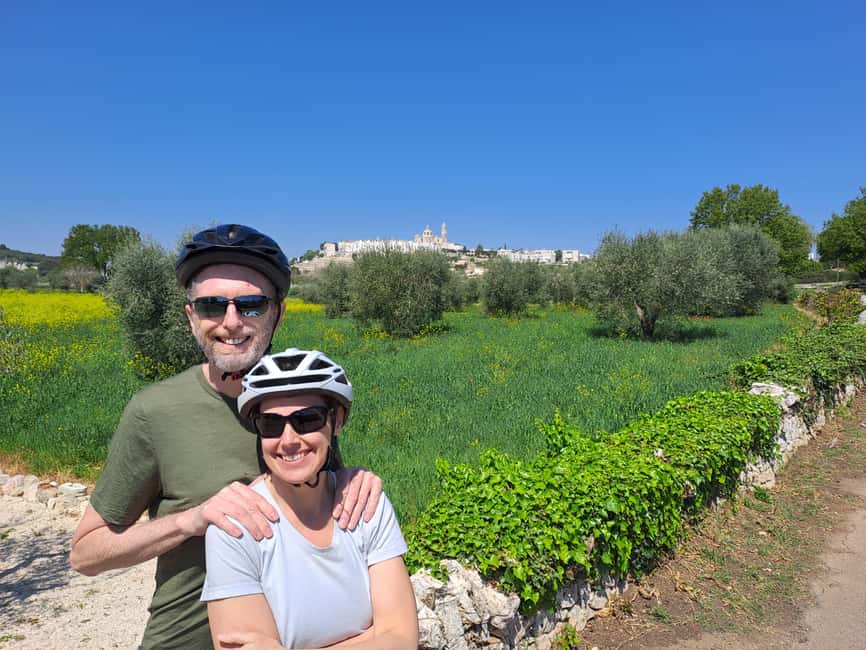 Locorotondo & Martina Franca: Guided e-bike loop tour - Starting in Locorotondo’s old lanes