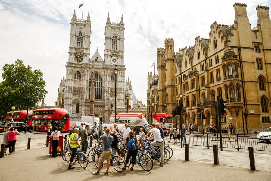 London: Classic Gold 3.5-Hour Bike Tour - The guides make the difference