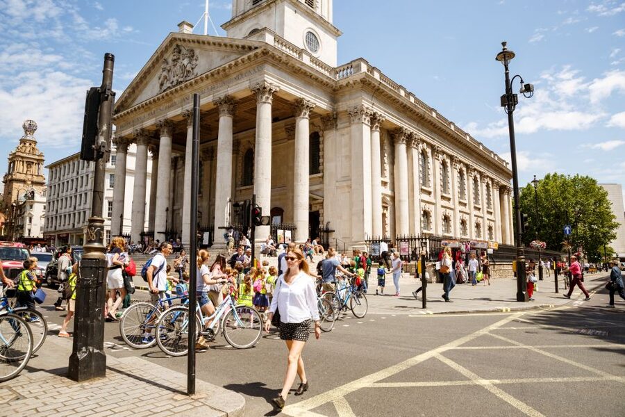 London: Classic Gold 3.5-Hour Bike Tour - The legal district, Leather Lane and Smithfield Market