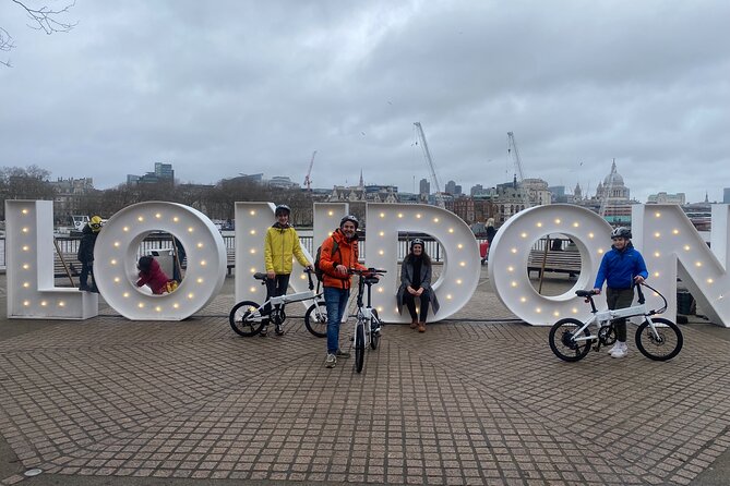 London E-Bike tour & Borough market - A fast ride from Westminster to Tower Bridge