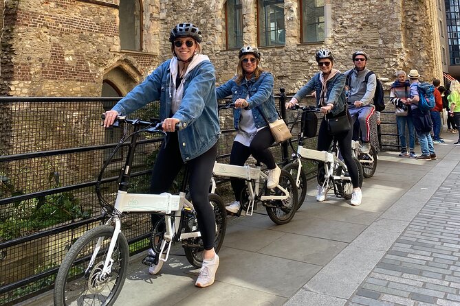 London E-Bike tour & Borough market - Shakespeare’s Globe and the medieval Clink