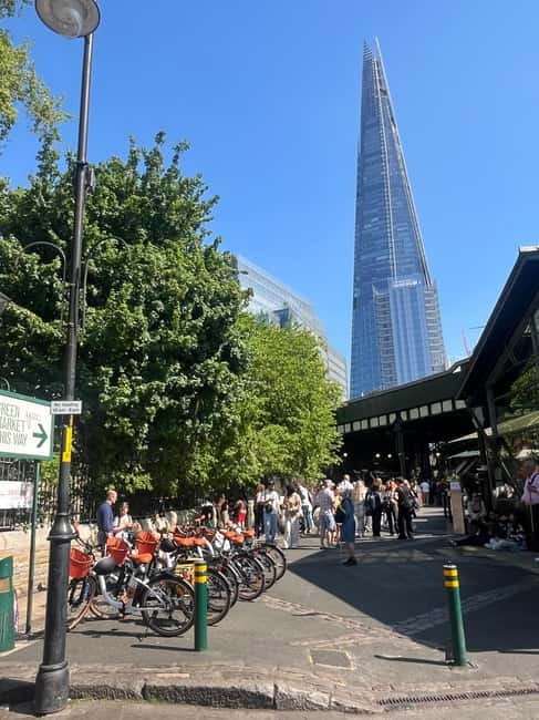 London: Guided E-bike Tour - Starting at Blackfriars and crossing central London