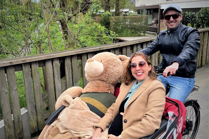 Lucerne's Hidden Secrets by Electric Cargo Bike - Five stops with a Swiss culture lesson