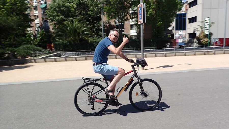 Madrid City Guided Bike/E-Bike Tour for Small Groups - What the guide and equipment add
