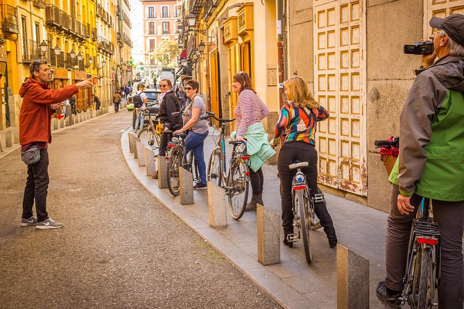 Madrid Highlights Bike Tour - Why a bike is a smart way to meet Madrid