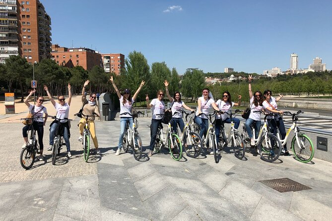 Madrid Sightseeing Electric Bike tour (Small group. Semi private) - The Royal Palace, Teatro Real, and Plaza de Oriente