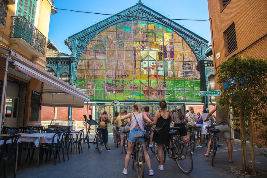 Malaga Bike Tour - Old Town, Marina & Beach - Muelle Uno and Malaga’s modern waterfront