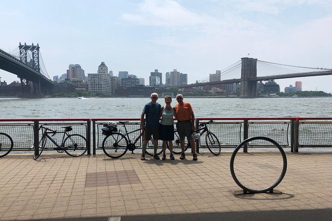 Manhattan and Brooklyn Bridge Bicycle Tour - Brooklyn Heights: streets with a preserved character