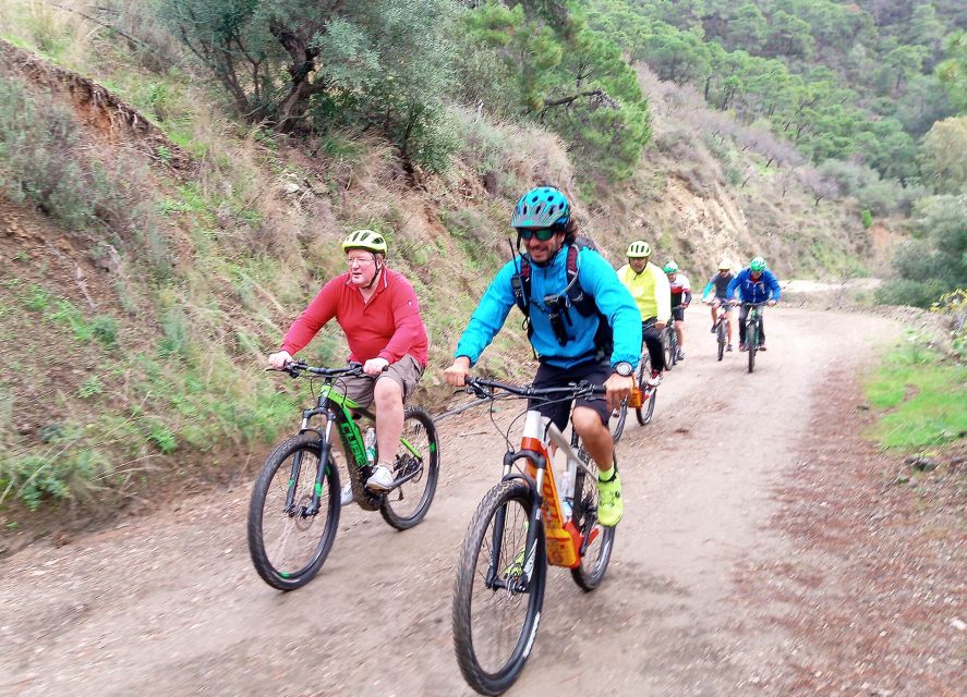 Marbella: E-Mountain Bike Tour with Wine - Guides and the small-group feel