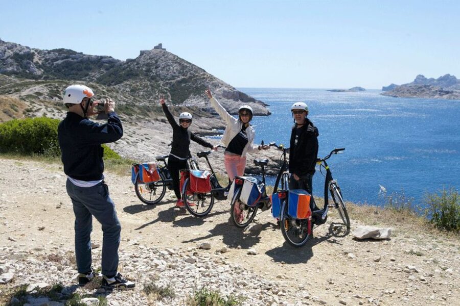 Marseille: Calanques Shore Excursion Electric Bike Day Tour - Maronaise beach and the swimming break