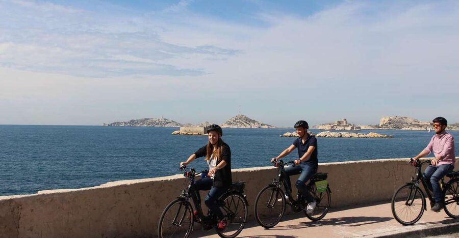 Marseille: E-bike Virtual Guided Tour - Who will enjoy this ride most?