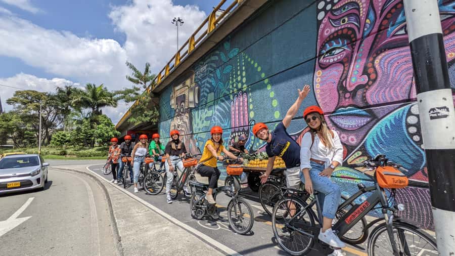 Medellín: History & Local Life Essentials Tour on an E-Bike - Key points at a glance