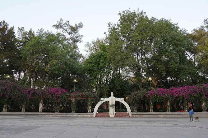 Mexico City: 19 City Highlights Bicycle Tour - Alameda Central, the Hemiciclo a Juárez, and Torre Latinoamericana