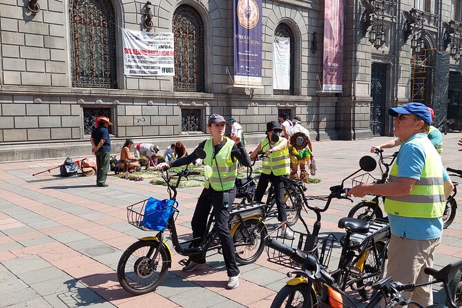 Mexico City E-Bike Tour with a taco and churros stop - Ending in Condesa and Roma Norte