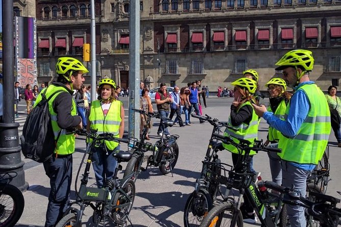 Mexico City Highlights E-Bike Tour With Foodie Stops - Paseo de la Reforma: a busy link between old and new