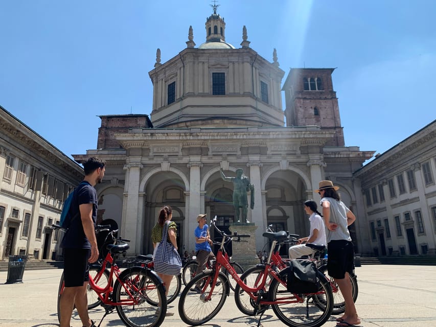 Milan: City Highlights Bike Tour - Sforza Castle and the ten-minute pause