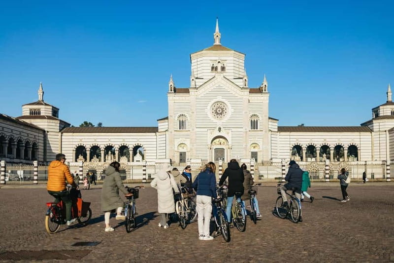 Milan: Hidden Gems Guided Bike Tour - How hard is the ride?