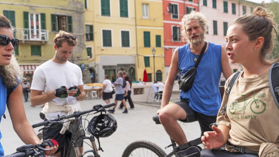 Monterosso al Mare: Cinque Terre National Park E-Bike Tour - How this compares with seeing Cinque Terre by train or boat