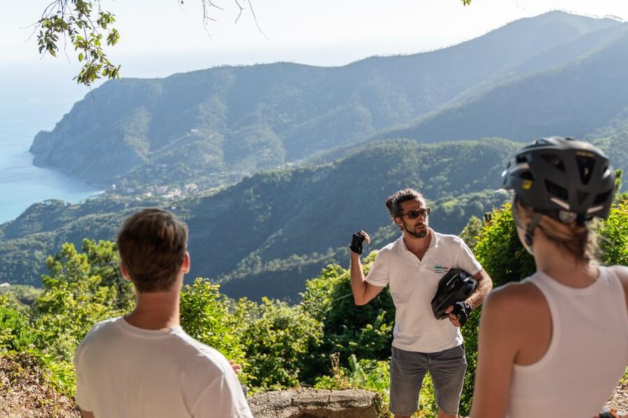 Monterosso al Mare: Cinque Terre National Park E-Bike Tour - The uphill road into Cinque Terre National Park