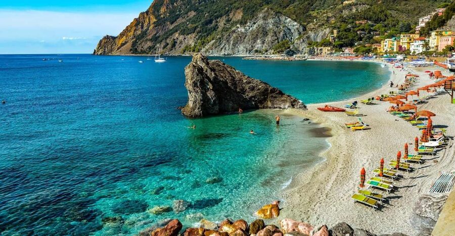 Monterosso al Mare: Cinque Terre National Park E-Bike Tour - Meeting in Monterosso and learning the bikes