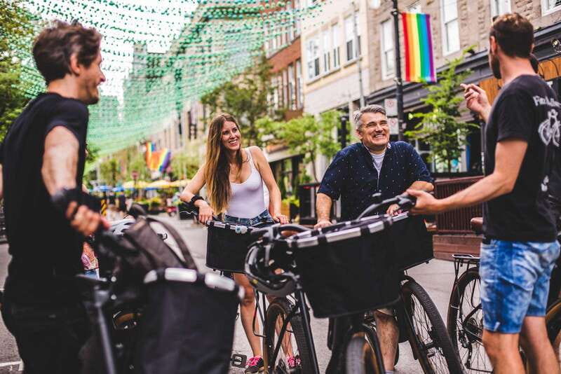 Montreal: Downtown and Old Montreal Highlights Bike Tour - Key points at a glance