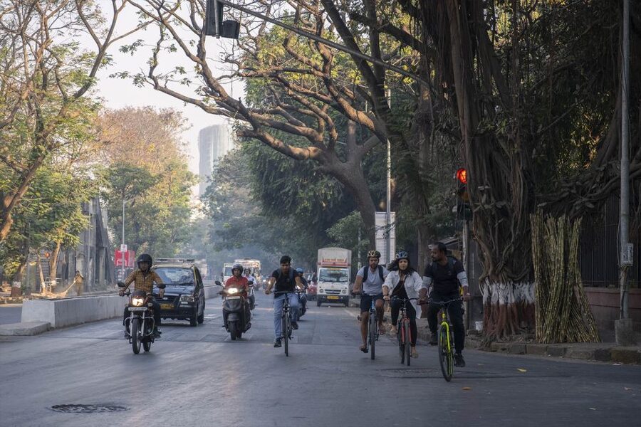 Mumbai: Early Morning Bicycle Tour - Panjrapole, a different kind of city stop