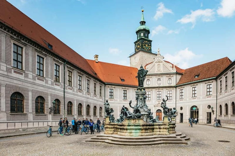 Munich: Guided City Tour by Bike with Beer Garden Stop - Why a bicycle is a smart way to see Munich