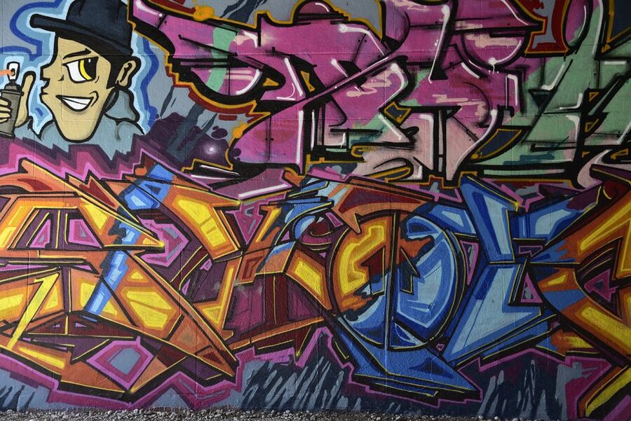 Munich: Street Art Bike Tour - Meeting at Marienplatz, then leaving the postcard center