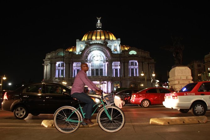 Neon Bike Party - Private Bike Tour - Palacio Postal: a grand finish to the sightseeing