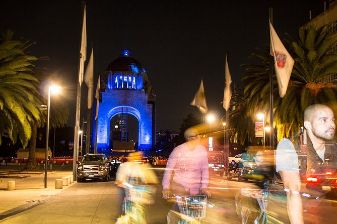 Neon Bike Party - Private Bike Tour - Centro Histórico: your first look at the city center