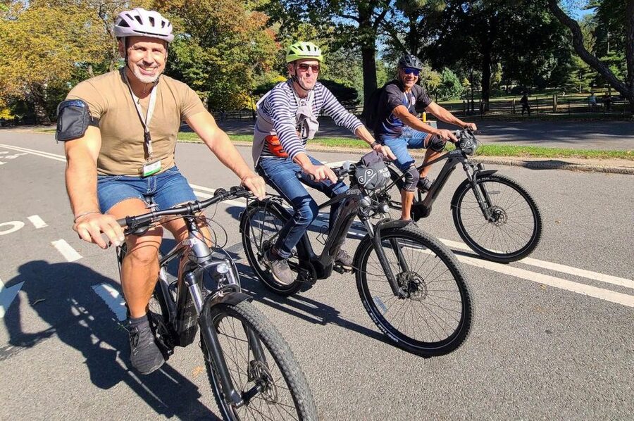 New York City: Highlights of Central Park Bike or eBike Tour - Starting at Unlimited Biking on West 56th Street