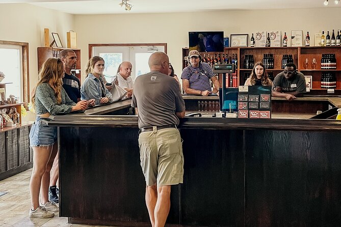 Niagara-on-the-Lake Cycle and Wine-Tasting Tour with Optional Lunch - Half-day or full-day: choose carefully