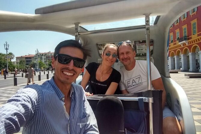 Nice: private guided Tour by electric taxi bike - Local guides make the difference