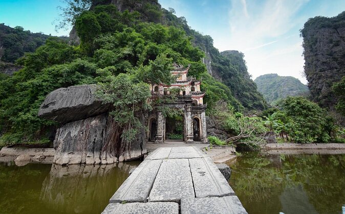 Ninh Binh Day Trip: Hoa Lu-Trang An/Tam Coc-Mua Cave-Cycling-Boat - Why This Ninh Binh Day Trip Works