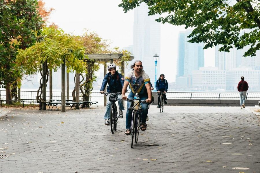NYC: Radical and Weird History Bike Tour of Manhattan - How safe and difficult is the cycling?