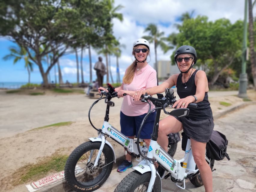Oahu: Diamond Head E-bike Scenic Ride - Kapiolani Park and the approach to Diamond Head