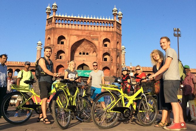 Old Delhi Bike Tour - Guides, group size, and the feel of the ride