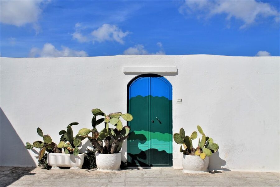 Ostuni: Guided e-bike tour + countryside tasting stop - Why this Ostuni ride is different from a standard city tour