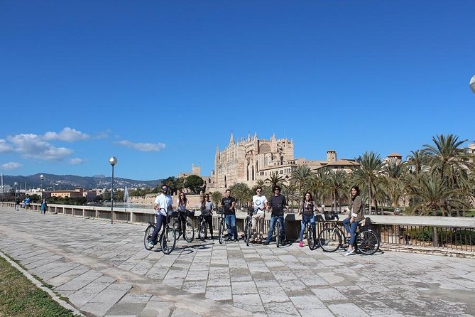 Palma de Mallorca Easy Bike Tour (Small Groups) - Why a bicycle works so well in Palma