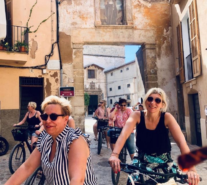 Palma de Mallorca: Guided Bicycle Tour - Convent de Santa Clara and the sweet stop