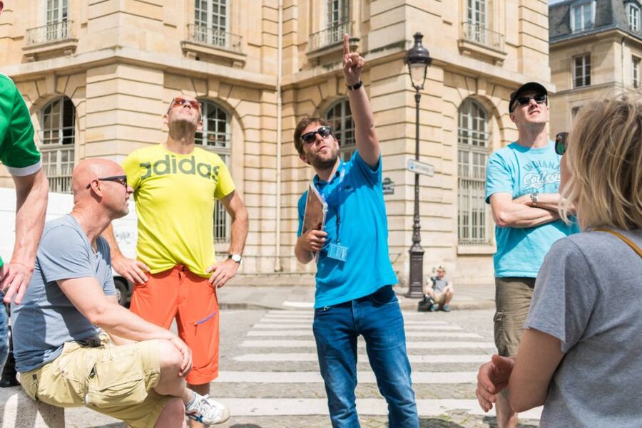 Paris 4-Hour Bike Tour: Off the Beaten Path - At a glance
