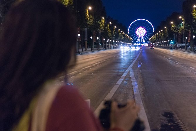 Paris Evening Bike Tour with 1-hour Seine River Cruise - The Eiffel Tower after dark, or before sunset
