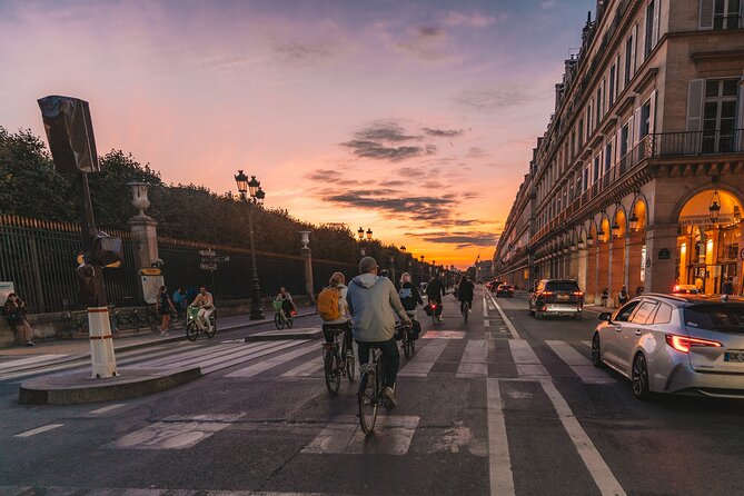 Paris Evening City of Lights Small Group Bike Tour & Boat Cruise - Café, ice cream, and useful local advice